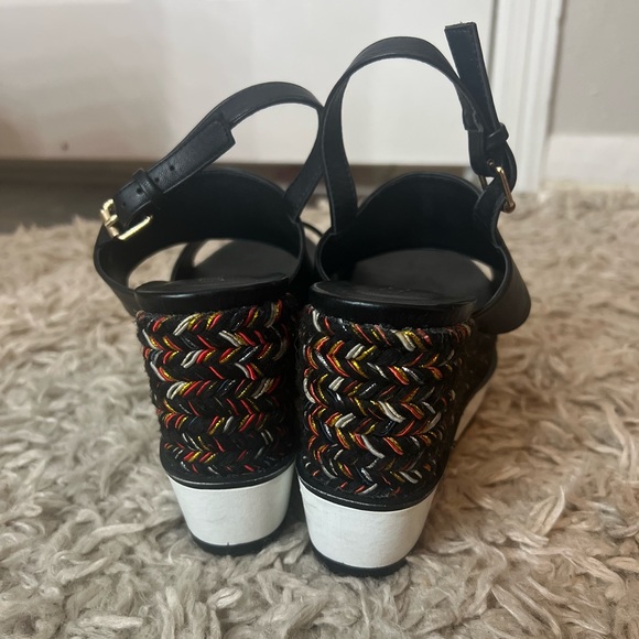 Sandals - Picture 2 of 4